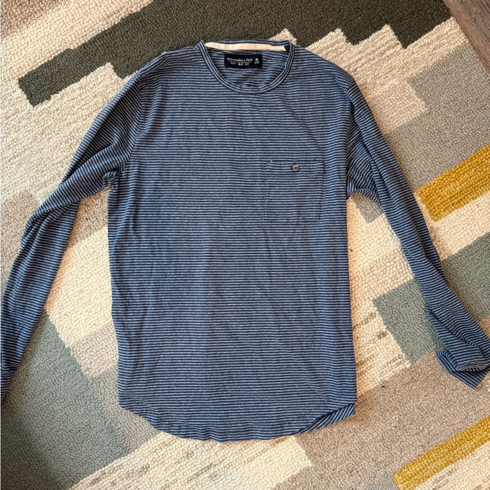 Abercrombie men’s soft tee long sleeve t shirt